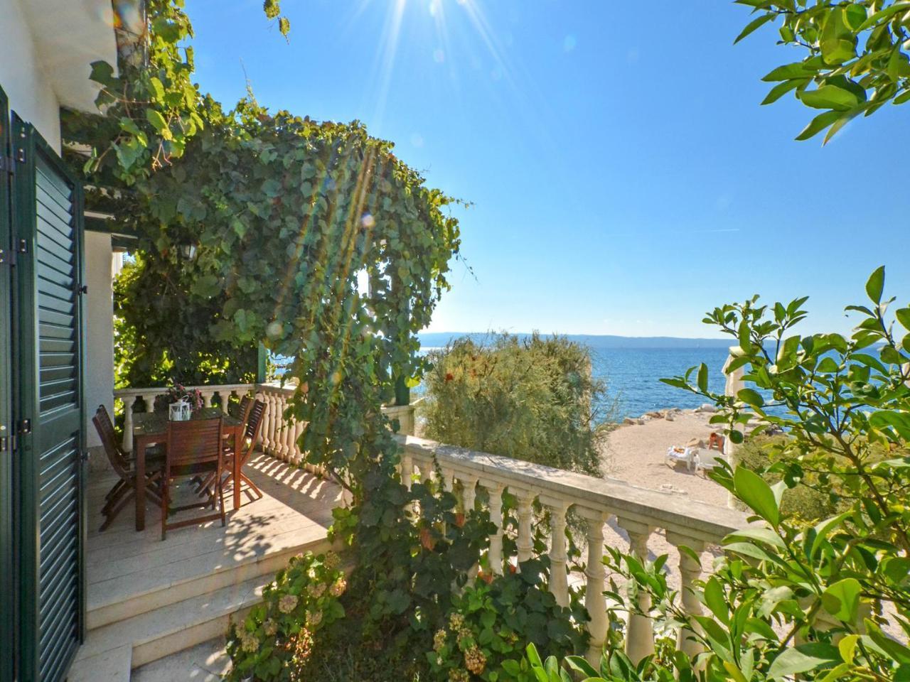 Apartments Nera Podstrana Exterior photo