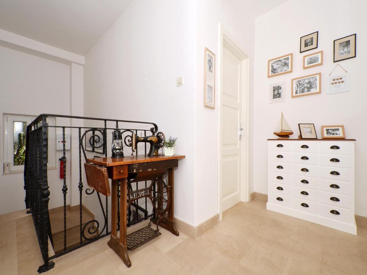 Apartments Nera Podstrana Exterior photo