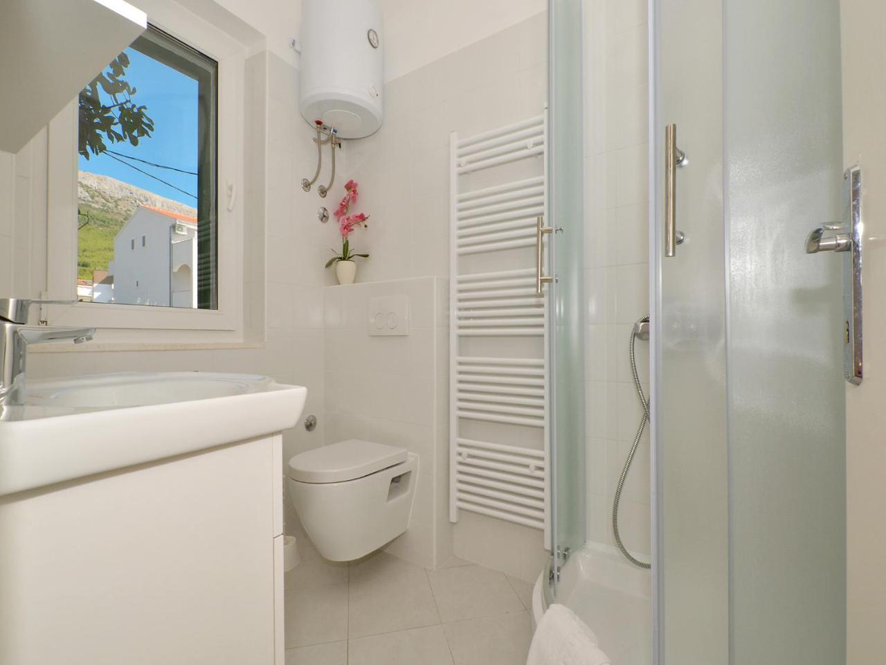 Apartments Nera Podstrana Exterior photo