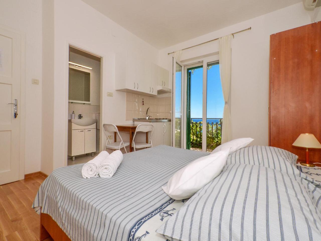 Apartments Nera Podstrana Exterior photo